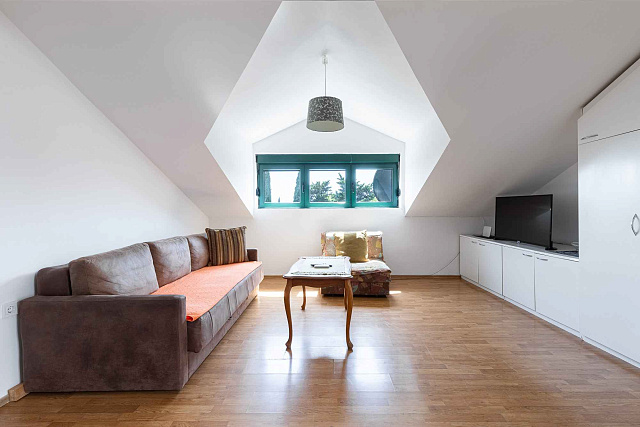 One-Bedroom Apartment in Budva – Sea View — photo 9